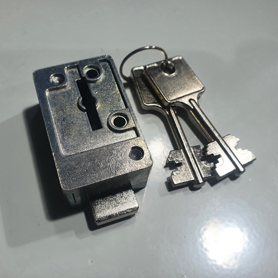 Deposit D Doppelbartschloss für Kundenmietfächer